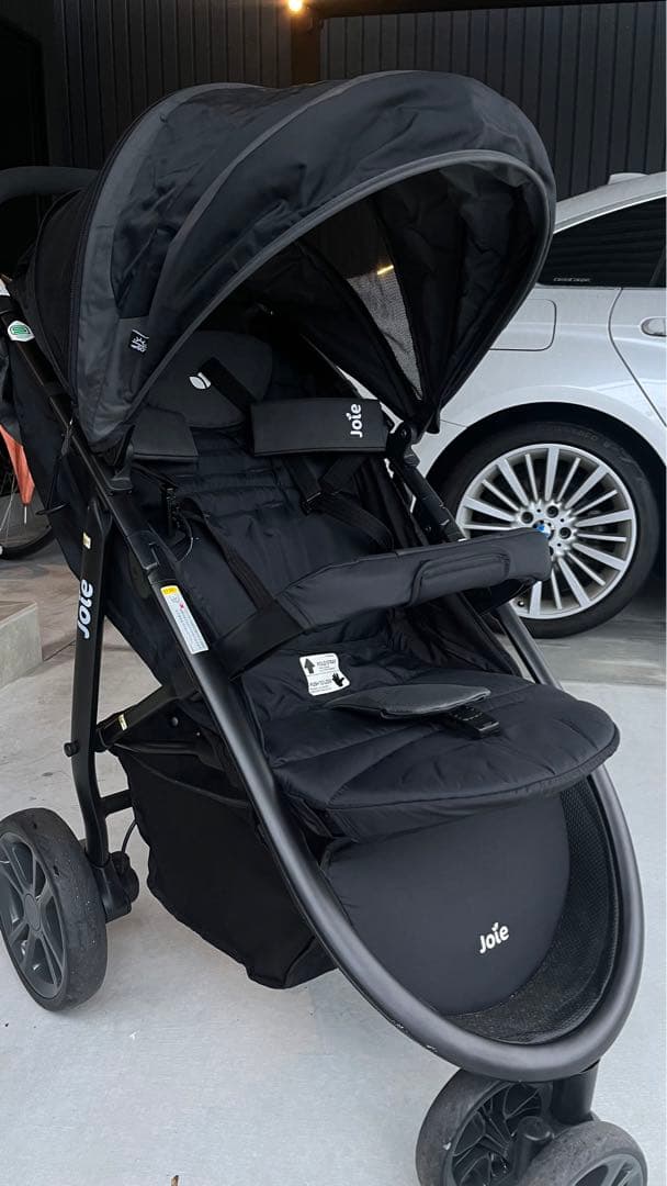 Joie ブラック ベビーカー リクライニング機能付ミッドナイトブラック