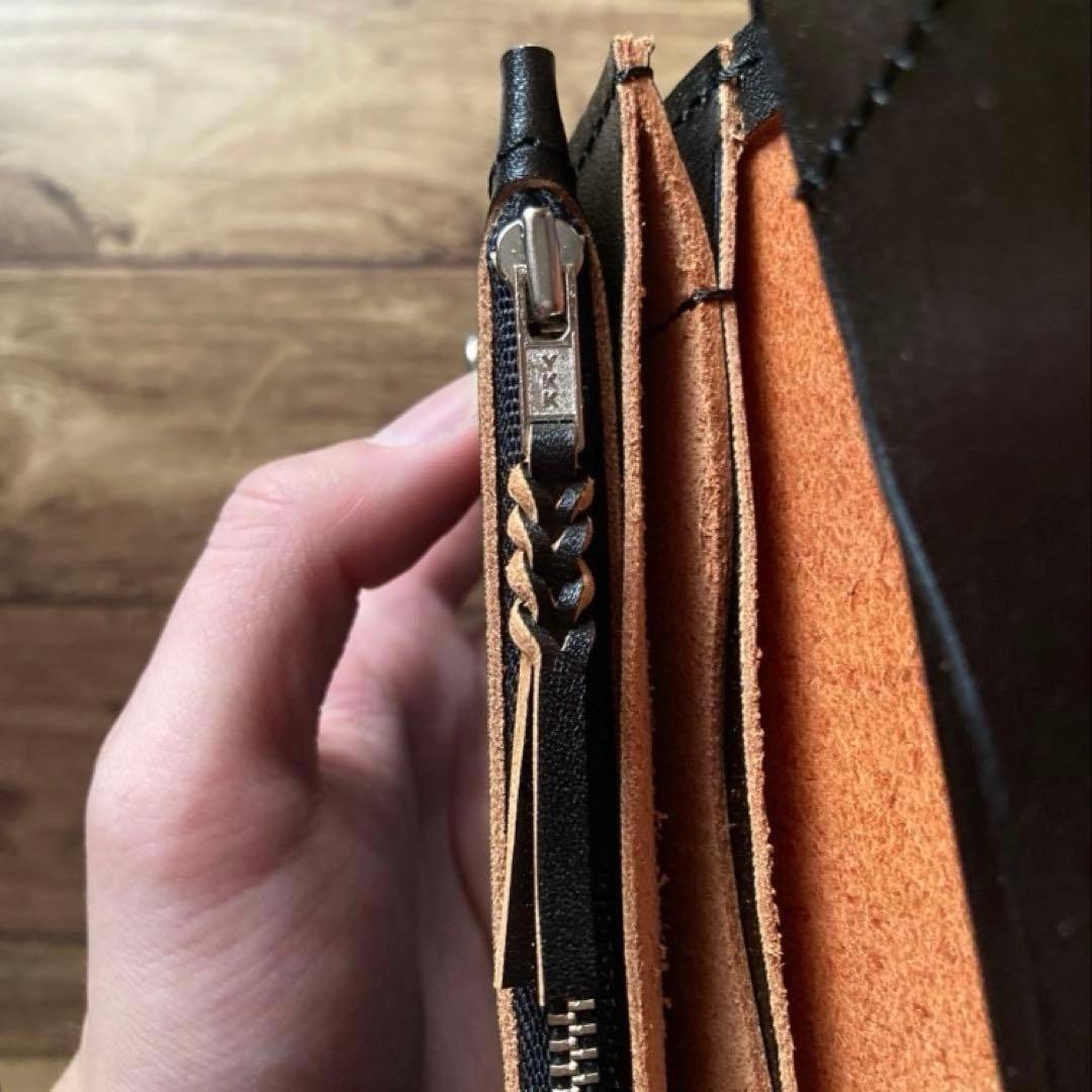 【あ】ミドルトラッカーウォレット 茶芯ブラック【お札を折らずに収納】