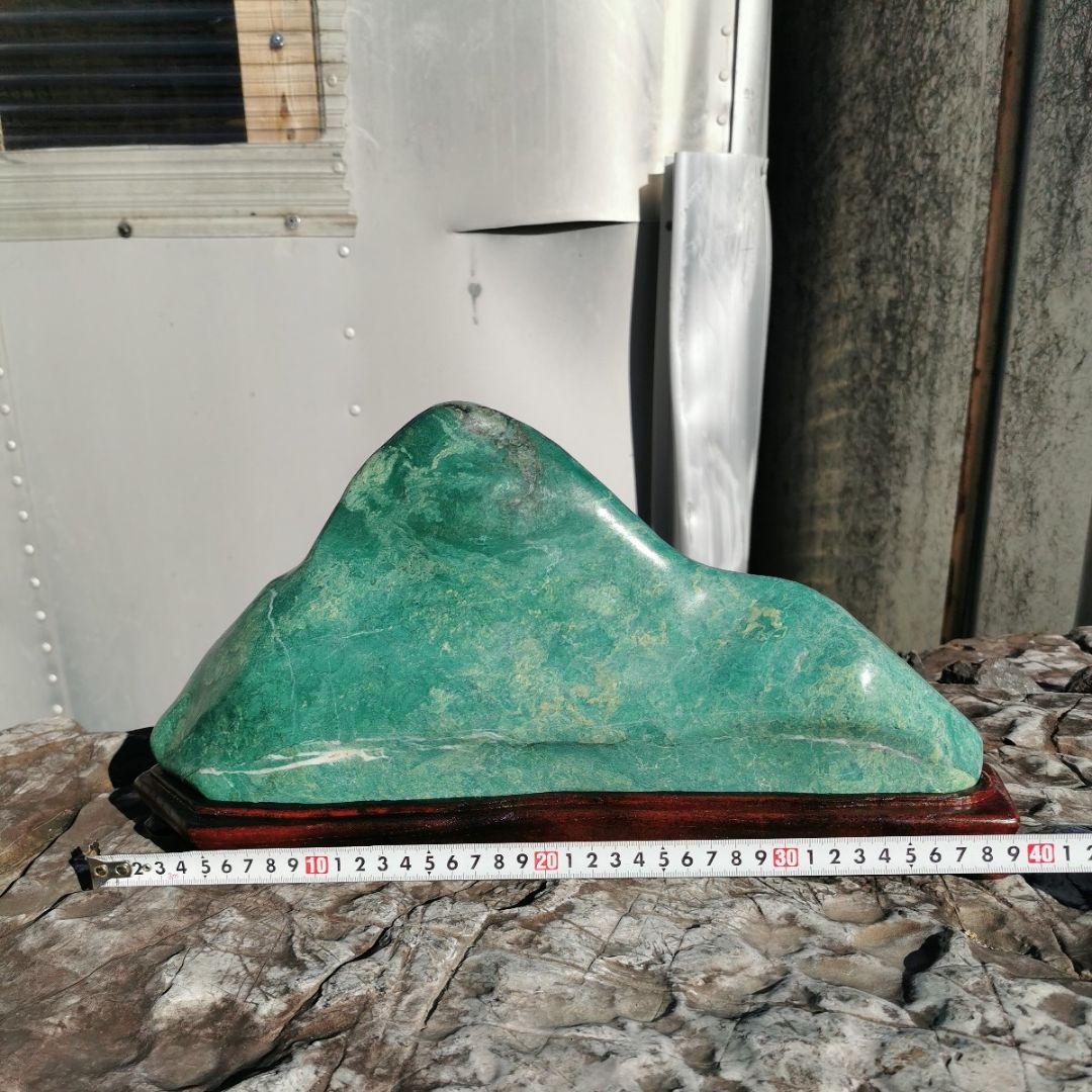 ナミビア　翡翠　3.8キロ　ヒスイ　鑑賞石　石　置物　オブジェ　インテリア