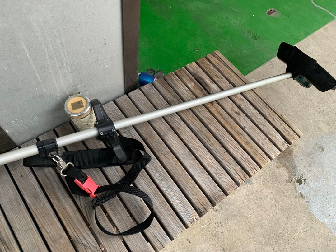 マキタ バッテリー式芝刈り機