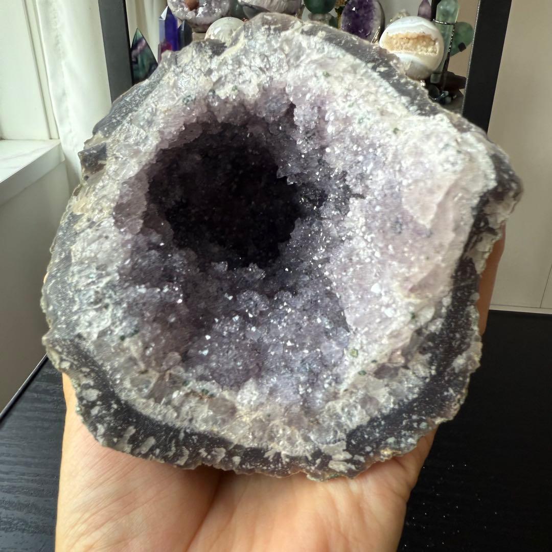 天然石アメジストのドーム　置物　鉱物NO.122403