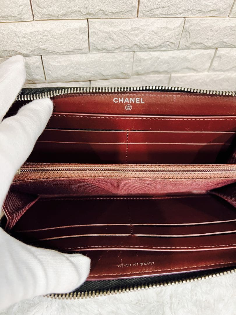 シャネル キャビアスキン ラウンドジップ長財布