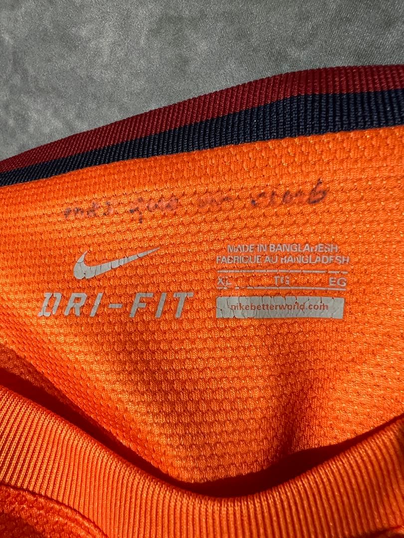 【m.n】メッシ ＃１０バルセロナ１２／１３ ユニフォーム（A）