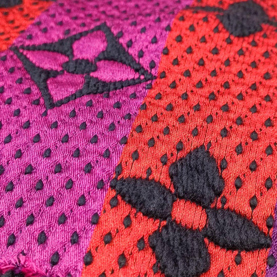 LOUISVUITTON　マフラー　エシャルプ　ロゴマニア　レインボー