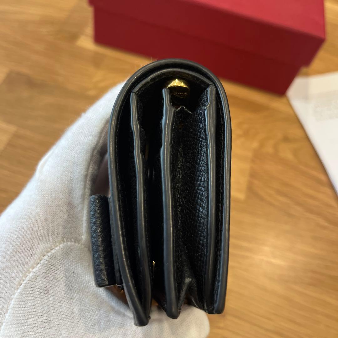 フェラガモ⭐︎財布　22 D515