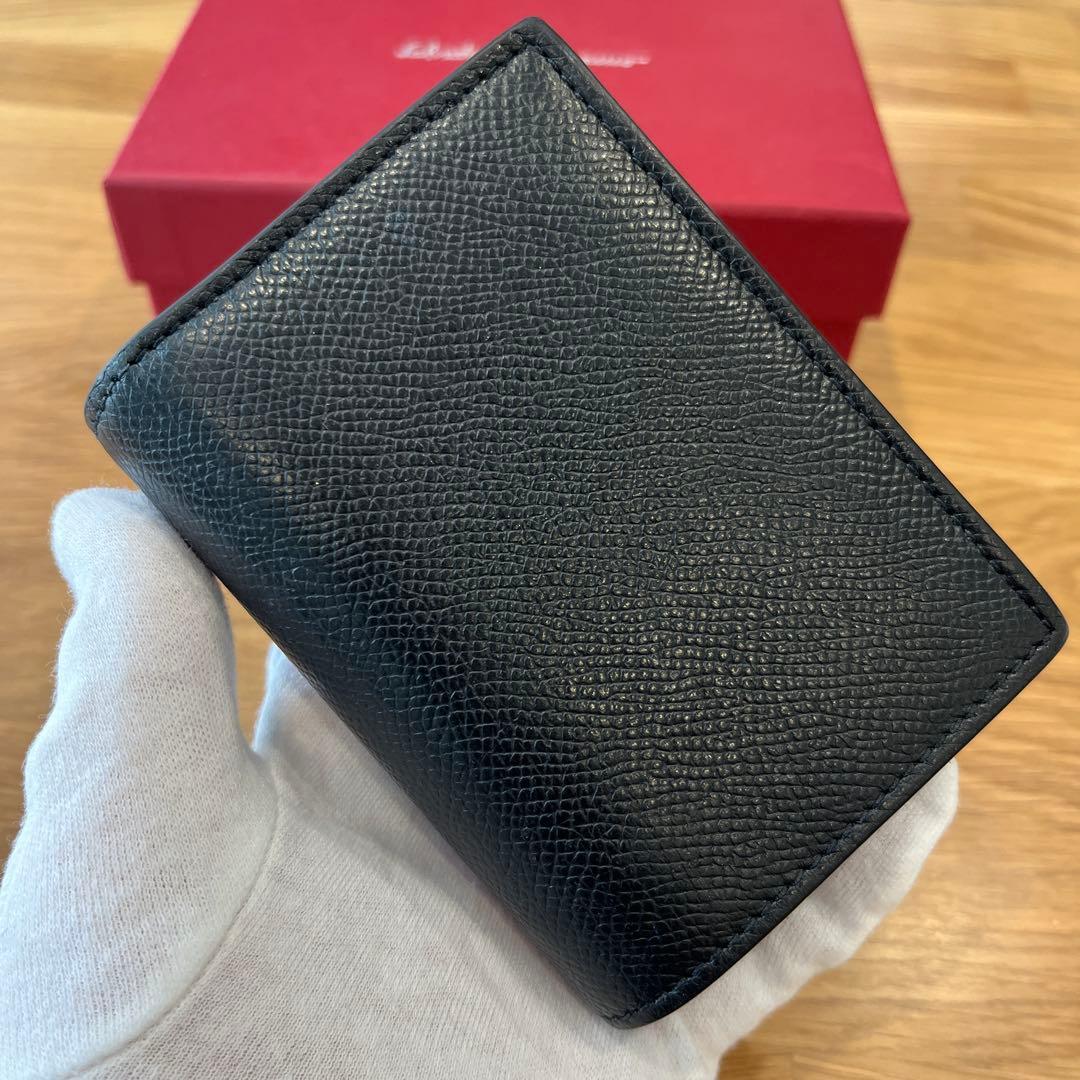 フェラガモ⭐︎財布　22 D515