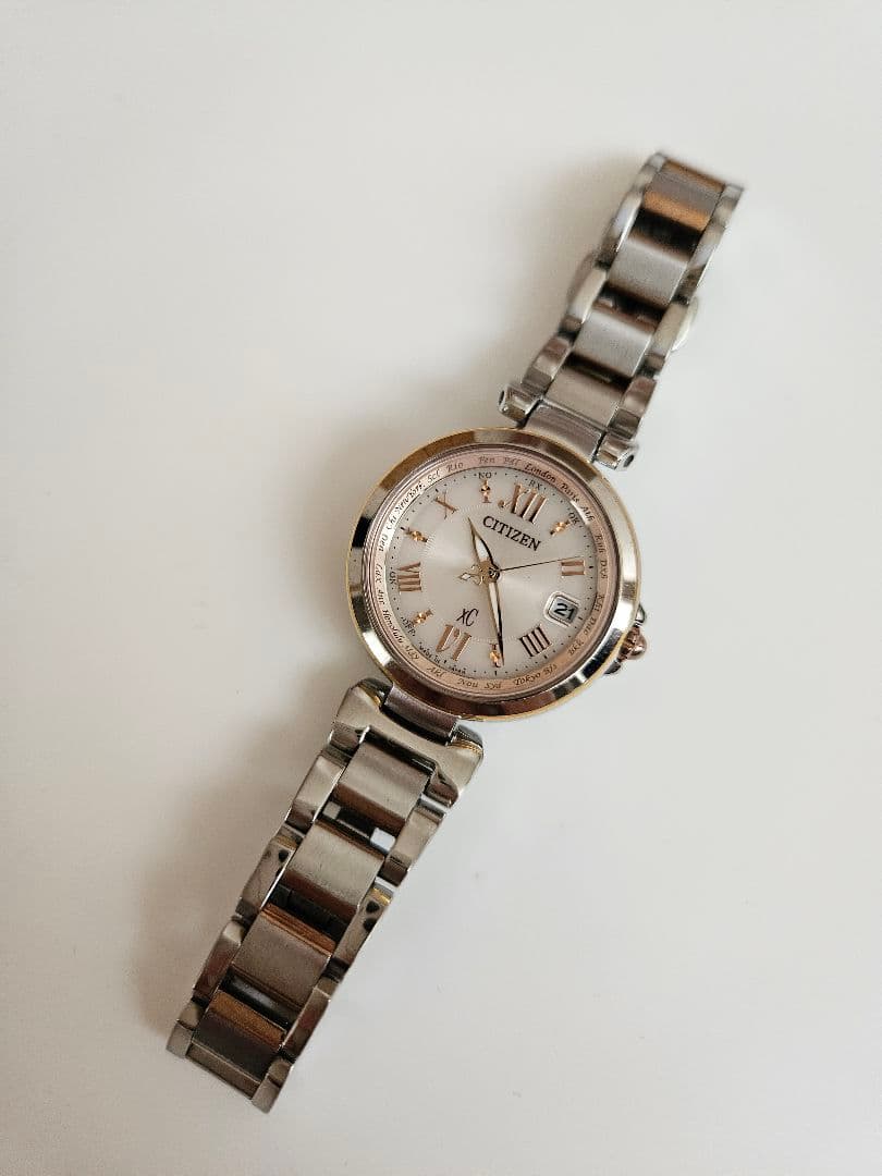 稼働品✨美品✨ CITIZEN xC クロスシー エコドライブ 文字盤ピンク