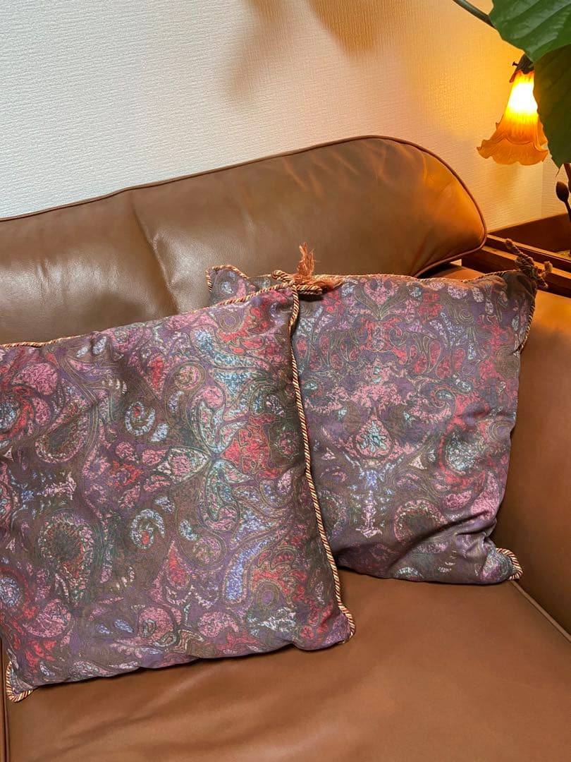 ローラアシュレクッション カバー×2 クッション×2とメーキングタイ付き