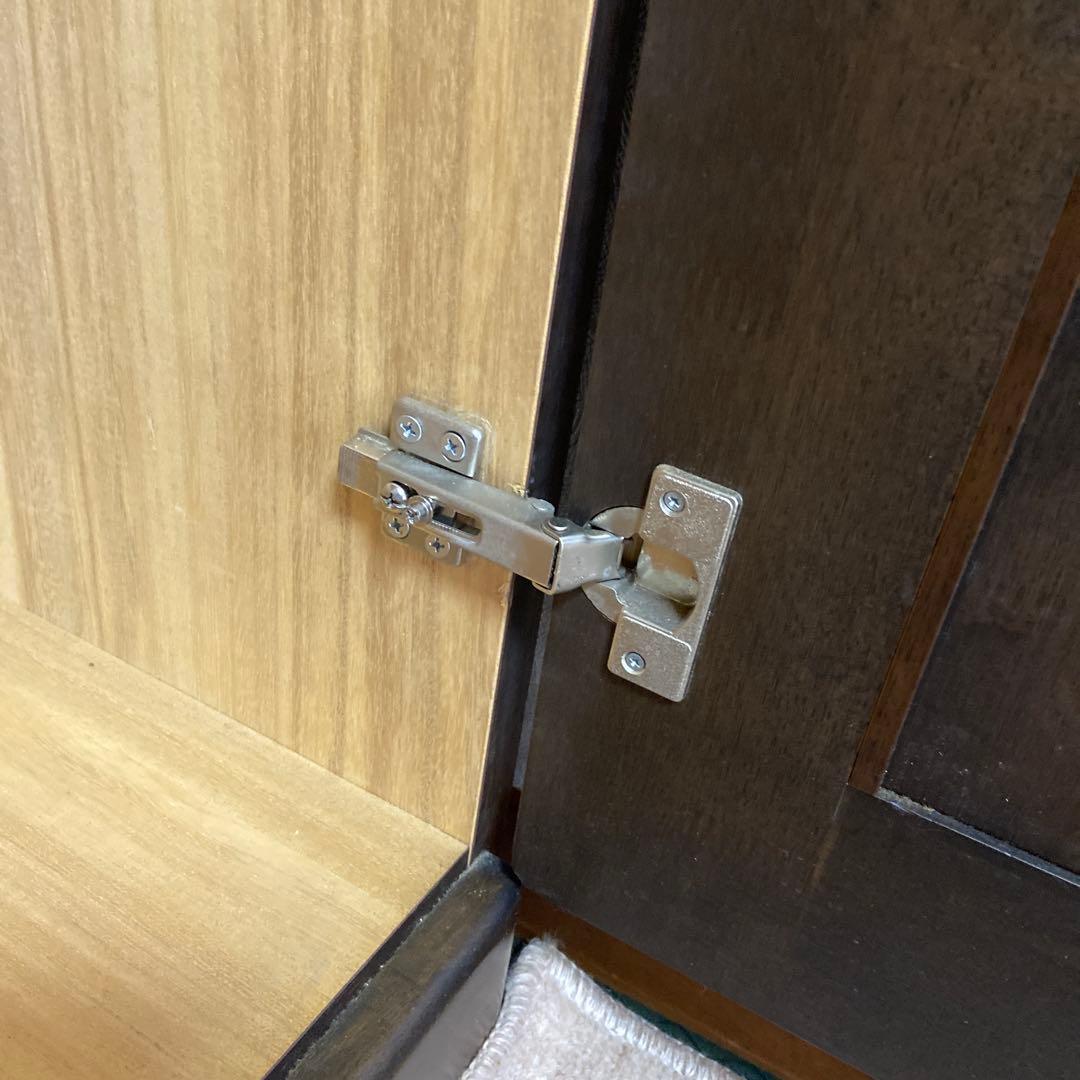 ダークブラウン 3扉タンス