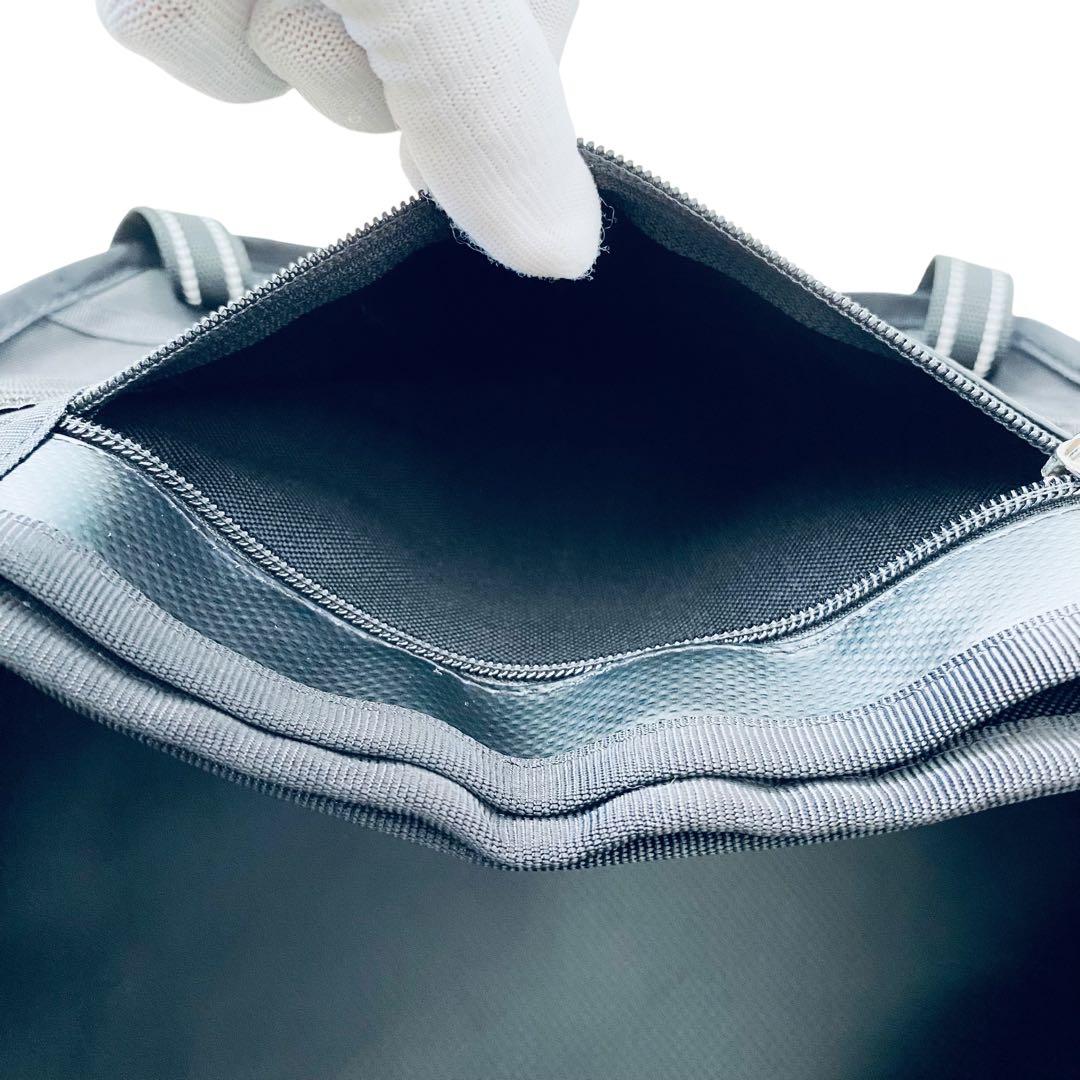 CHROME クローム【極美品】ミニメトロ オールブラック メッセンジャーバッグ