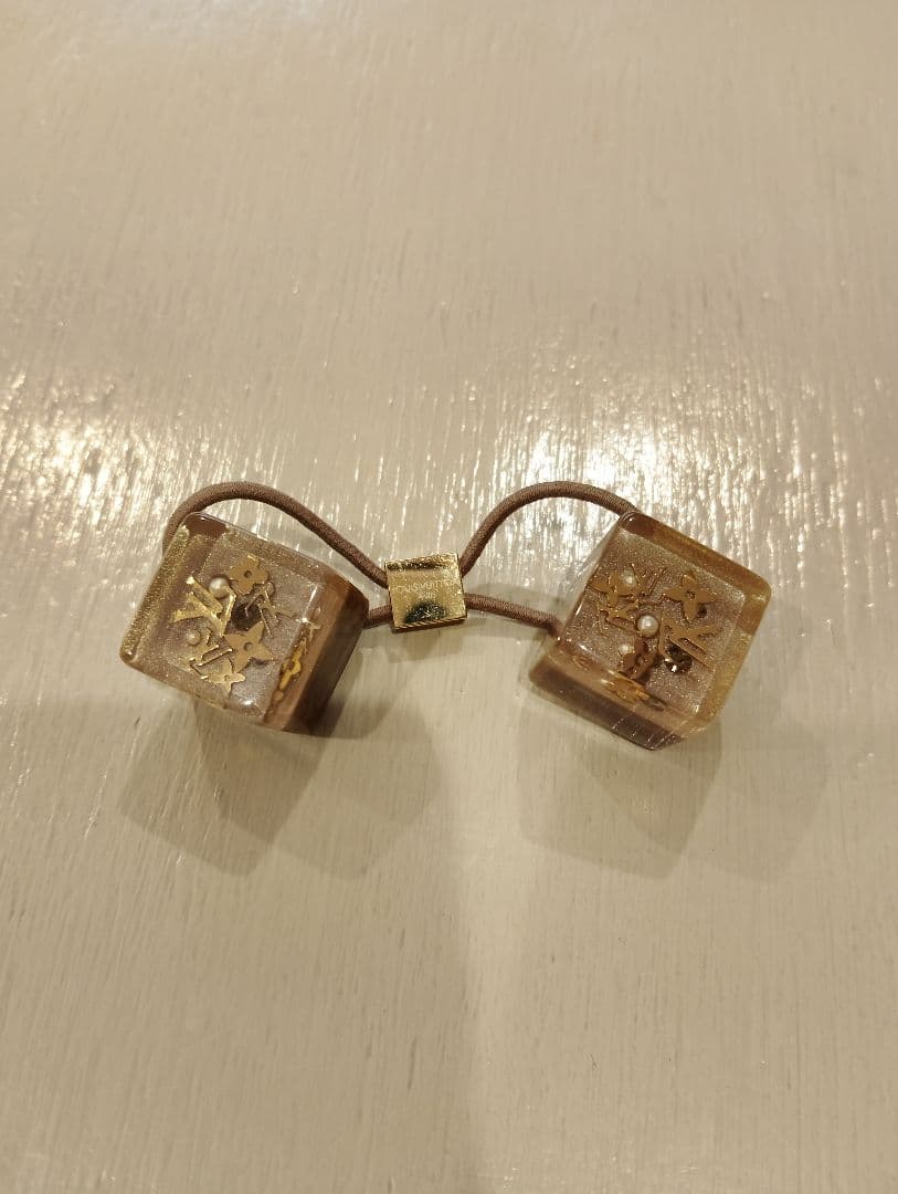 LOUIS VUITTON ヘアゴムセット