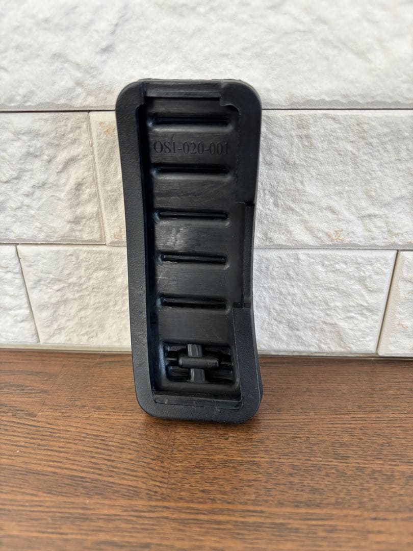 OSIR ステンレス　アクセル・ブレーキペダルカバー2個セット