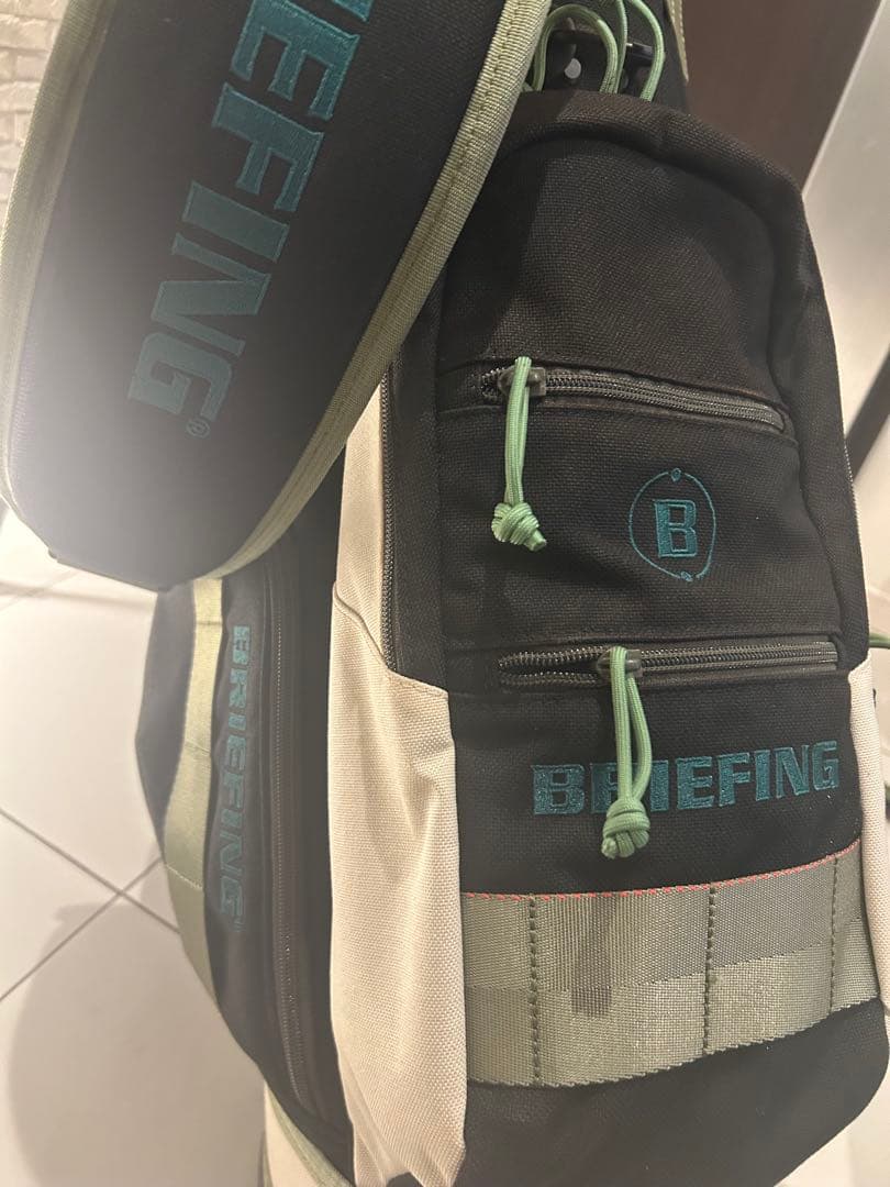 キャディバッグ BRIEFING