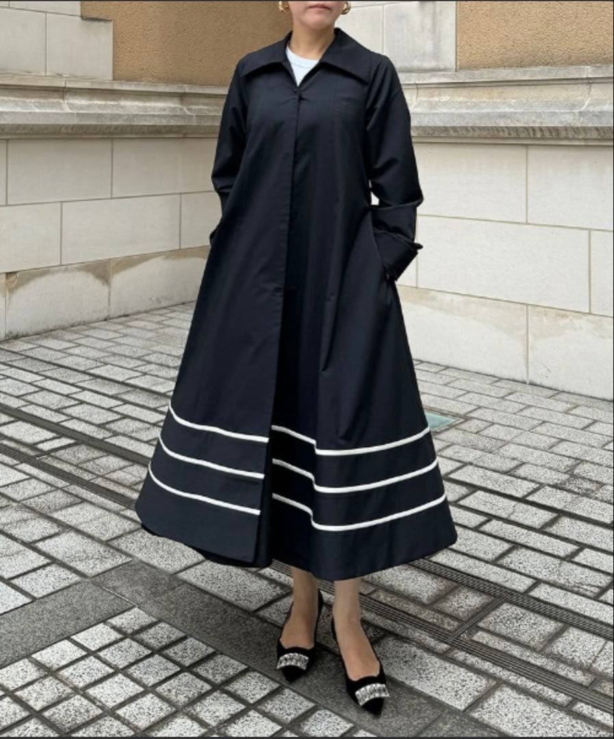 新品未使用　完売品　JENNE 配色フレンチスタイルトレンチコート　ブラック