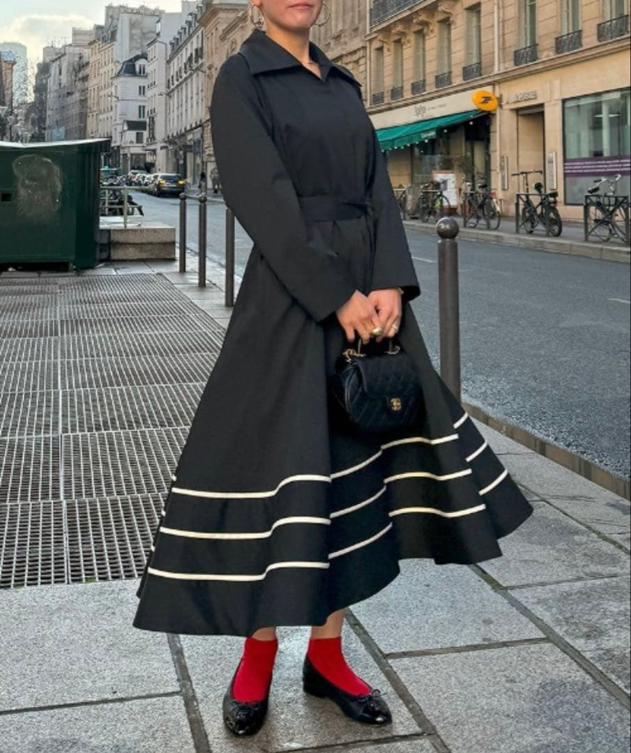 新品未使用　完売品　JENNE 配色フレンチスタイルトレンチコート　ブラック