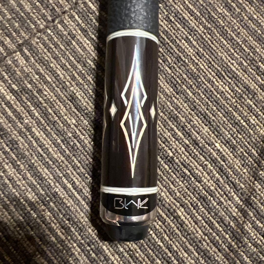 ビリヤード　キュー　プレデター　BLACK4-2 Revo