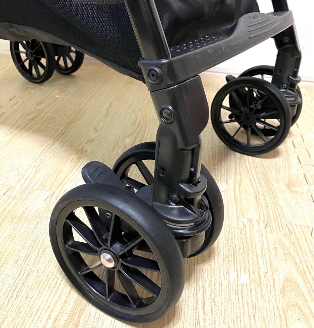 美品 現行モデル コンビ スゴカル エッグショック LA グレーアイボリー