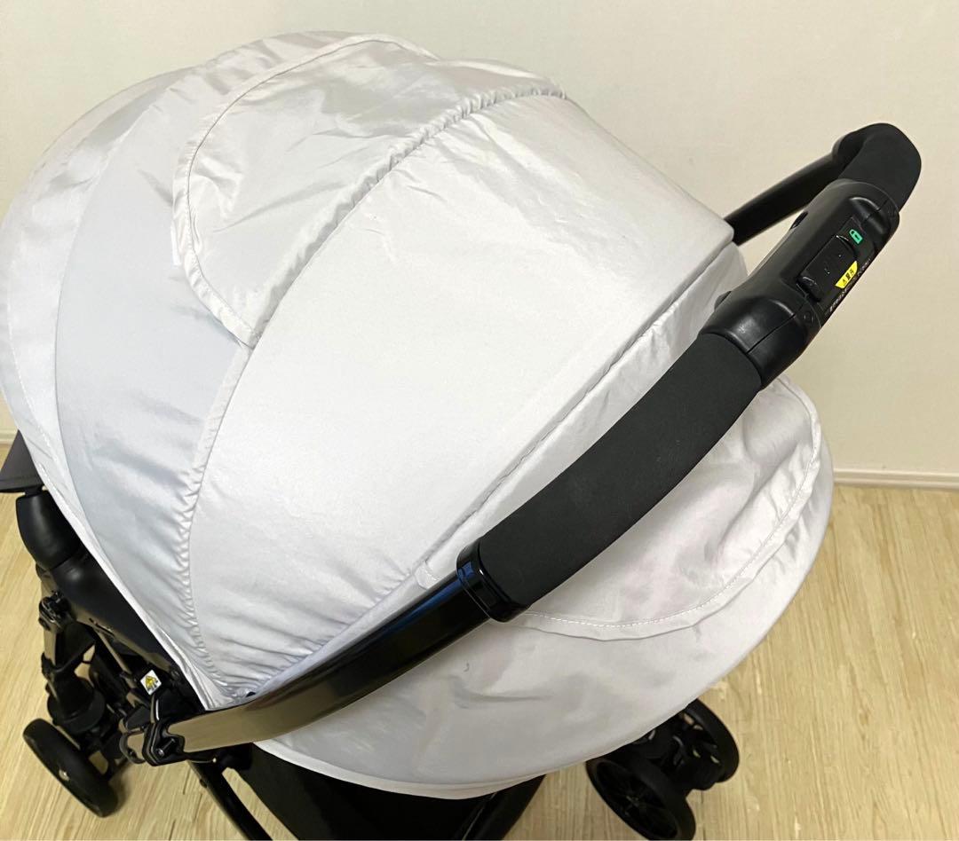 美品 現行モデル コンビ スゴカル エッグショック LA グレーアイボリー