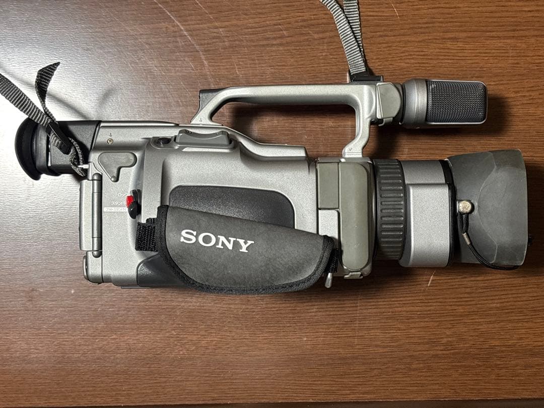 SONY DCR-VX1000 動作確認済み 外箱付き 傷あり レンズやや難あり