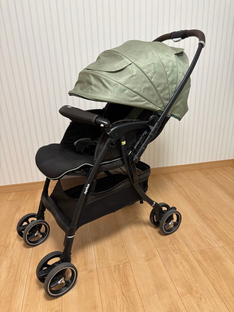 【数量限定モデル】アップリカ ラクーナクッション AEリミテッド グリーン