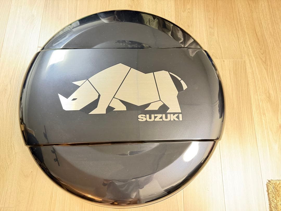 美品　スズキ　ジムニー　シエラ　ノマド　純正　スペアタイヤカバー