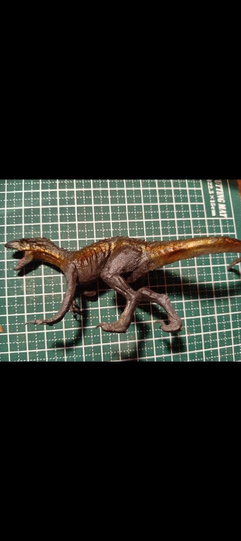 インドラプトル　ガレージスタチュー　ジュラシック　特注