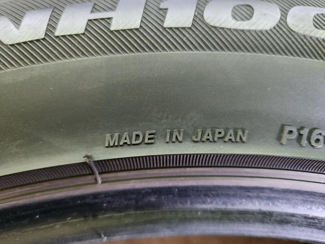 送料込☆2021年製 ブリヂストンタイヤ 235/50R18日本製☆4本