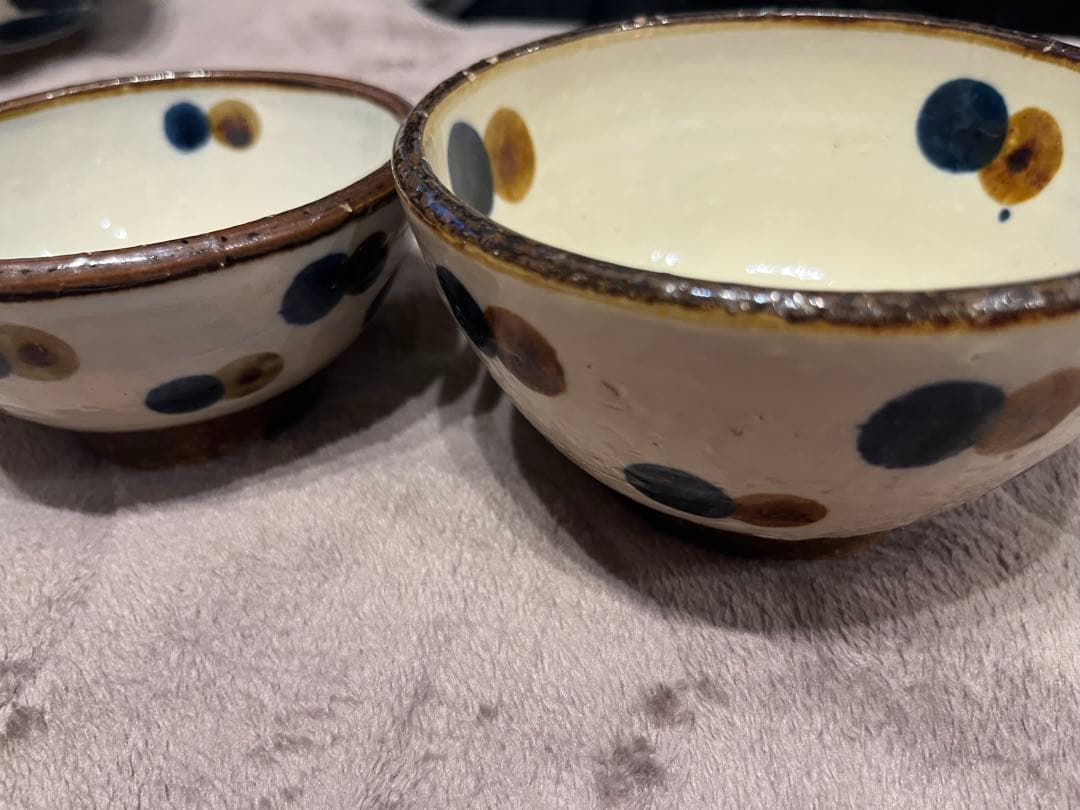 やちむん　大人気　水玉模様 陶器製飯碗 2個セット