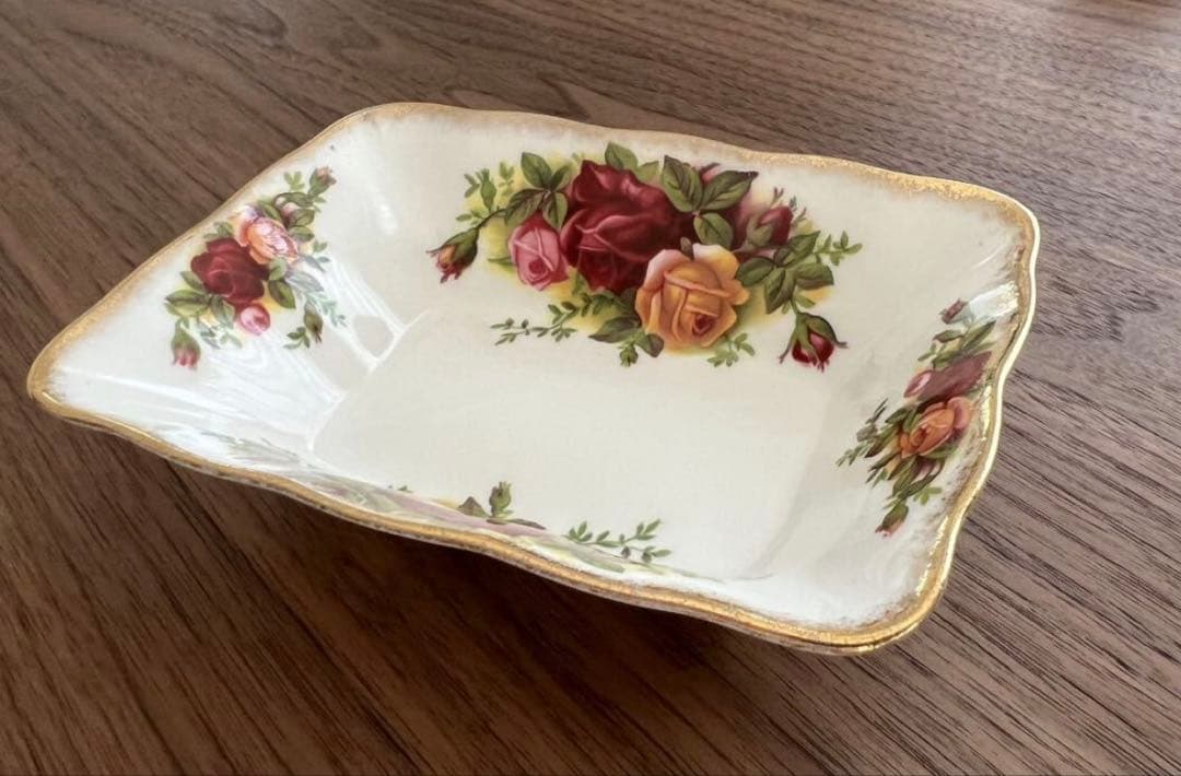 ロイヤルアルバートオールドカントリーローズ スクエアトレイ 小皿 イギリス製