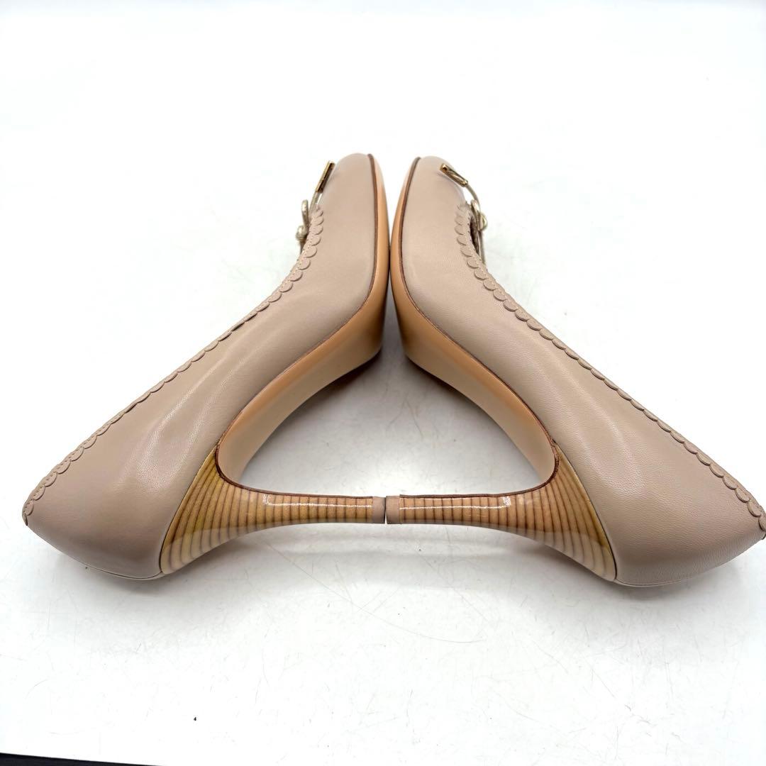 極美品✨ サルヴァトーレフェラガモ SHERRY パンプス ベージュ 【5C】