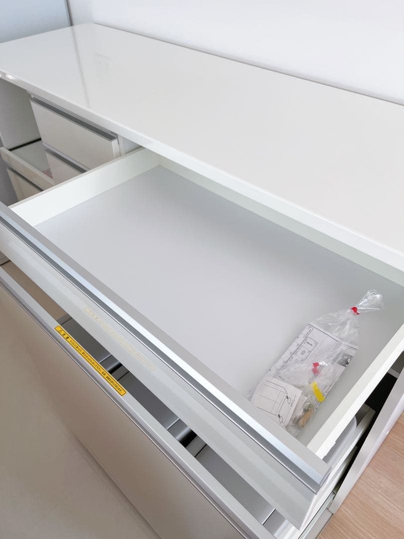 【新品未使用】18万円購入のニトリチェルシー・キッチンカウンター食器棚