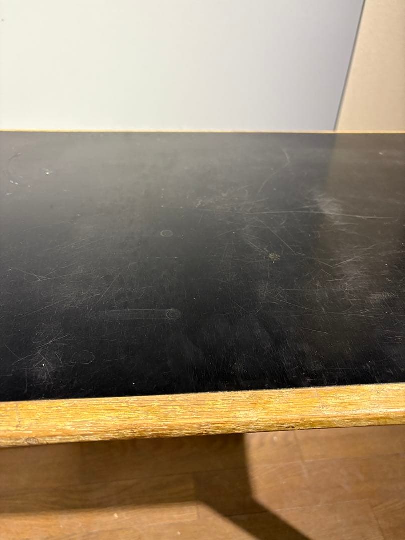 昭和レトロ　センターテーブル　天板黒　横幅66㎝　奥行46㎝　高さ55㎝