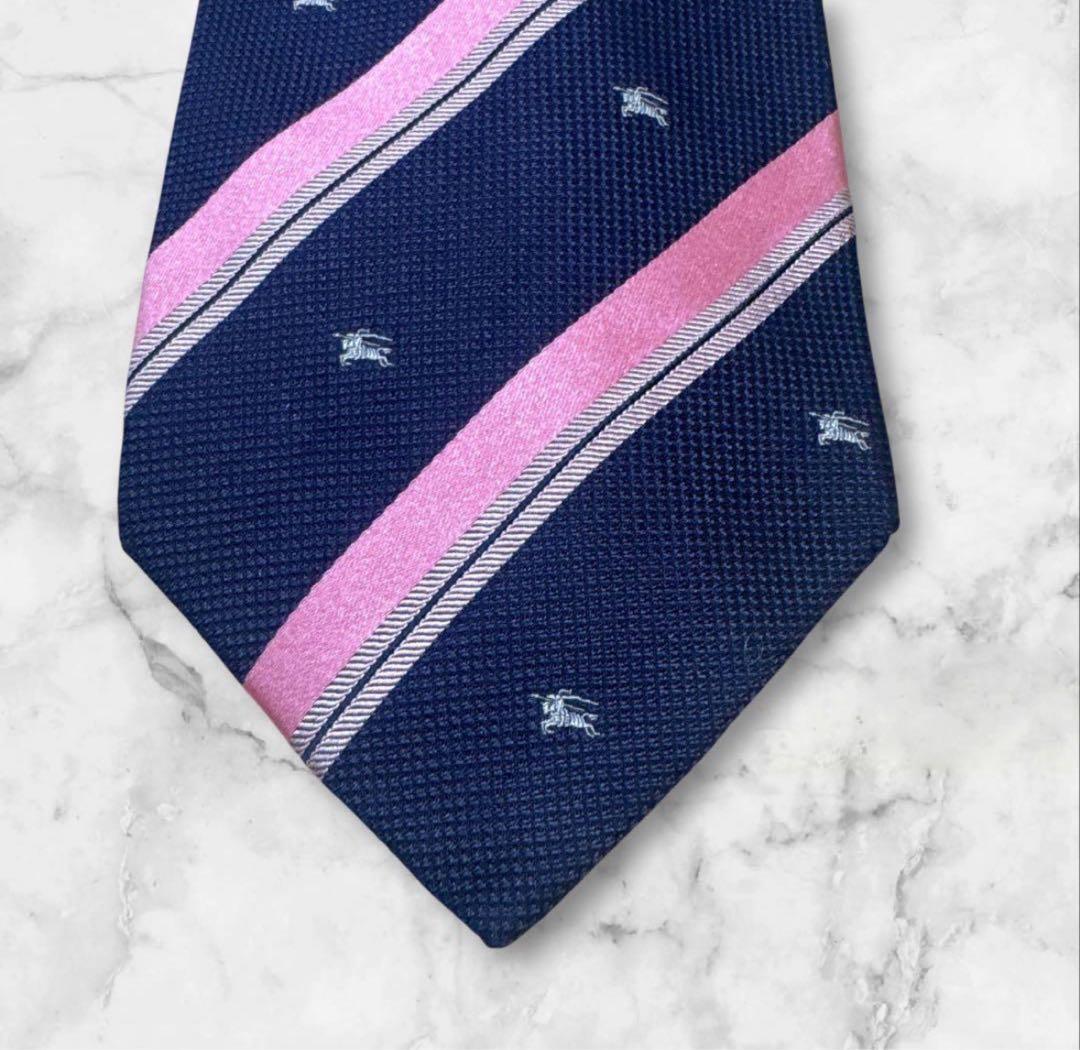 やまさんおまとめ依頼【訳あり】ヴィトングレー ネクタイ　と　バーバリーネクタイ