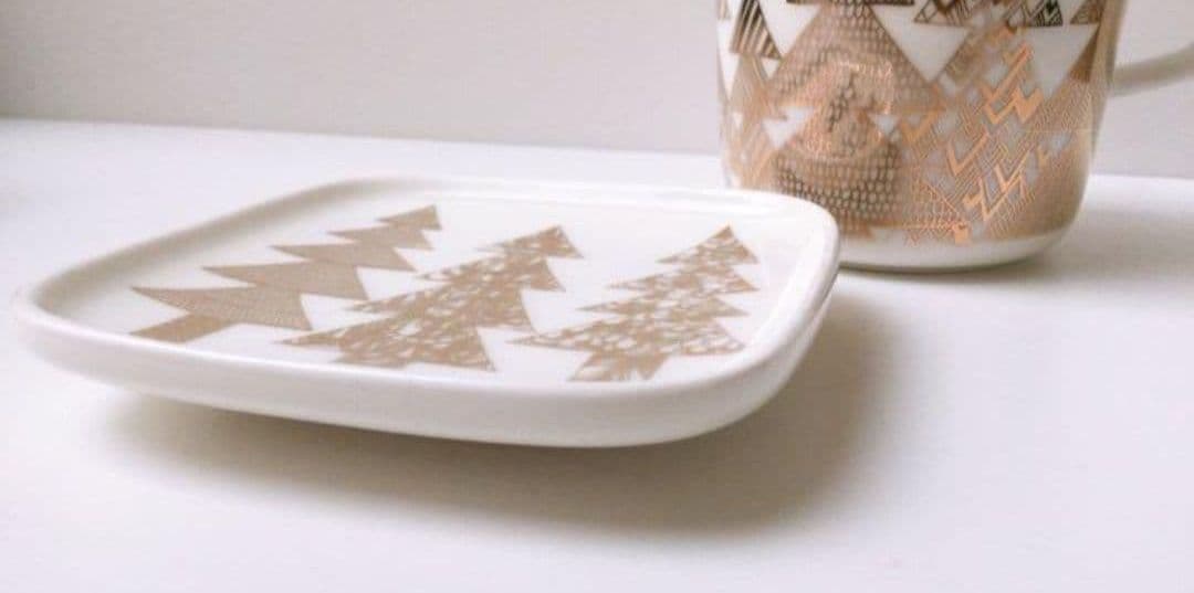 マリメッコ　クーシコッサ　マグカップ２客＆プレート１枚