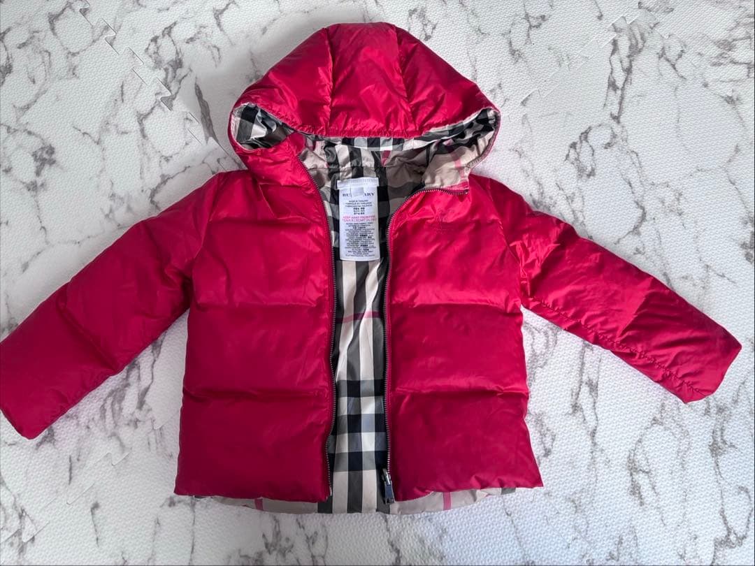 Burberry 赤 チェック柄 ダウンコート98㌢8Y