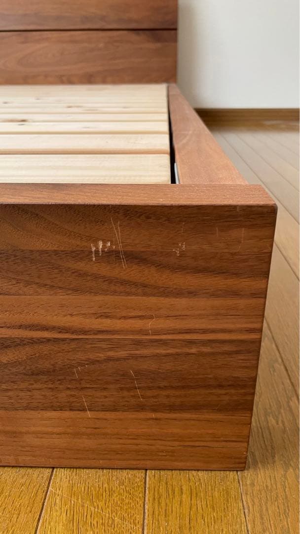 マスターウォール　木製ベッド　ケーピーベッド　クイーンサイズ