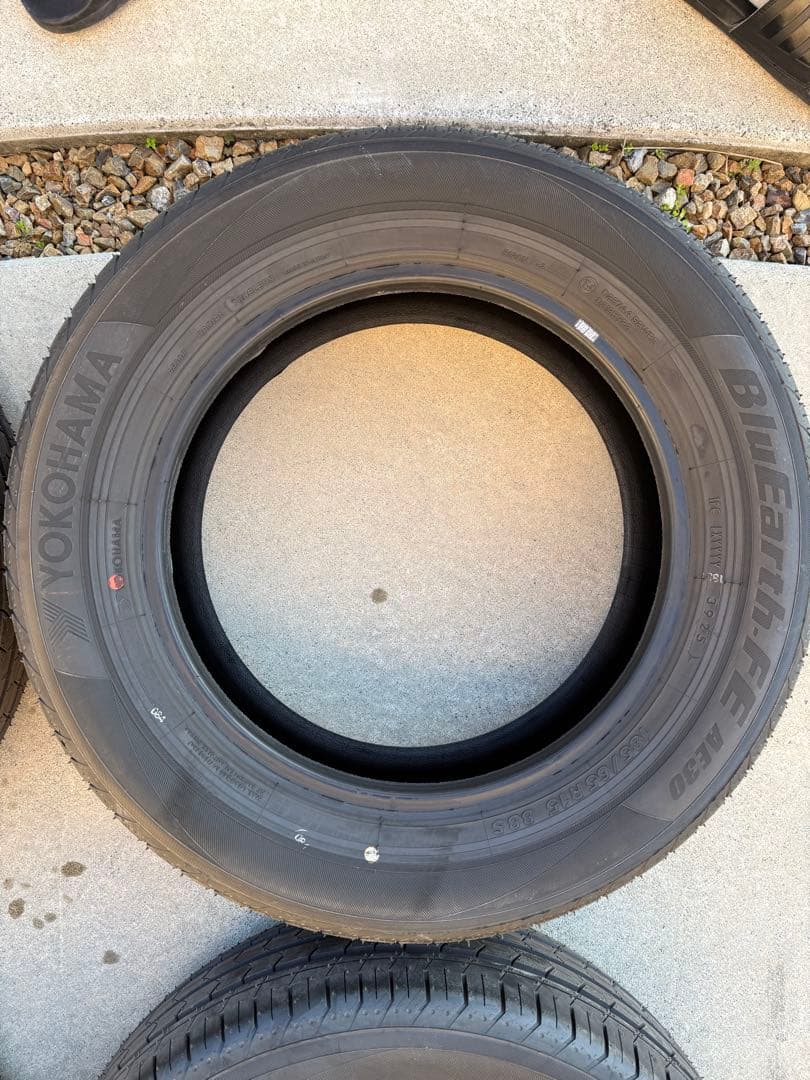 新車外し 185/65R15 2025年製ブルーアースFE 走行3キロ