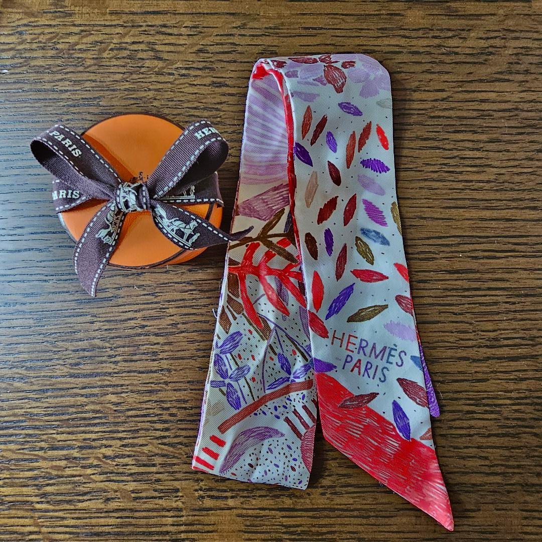 美品　エルメス　ツイリー