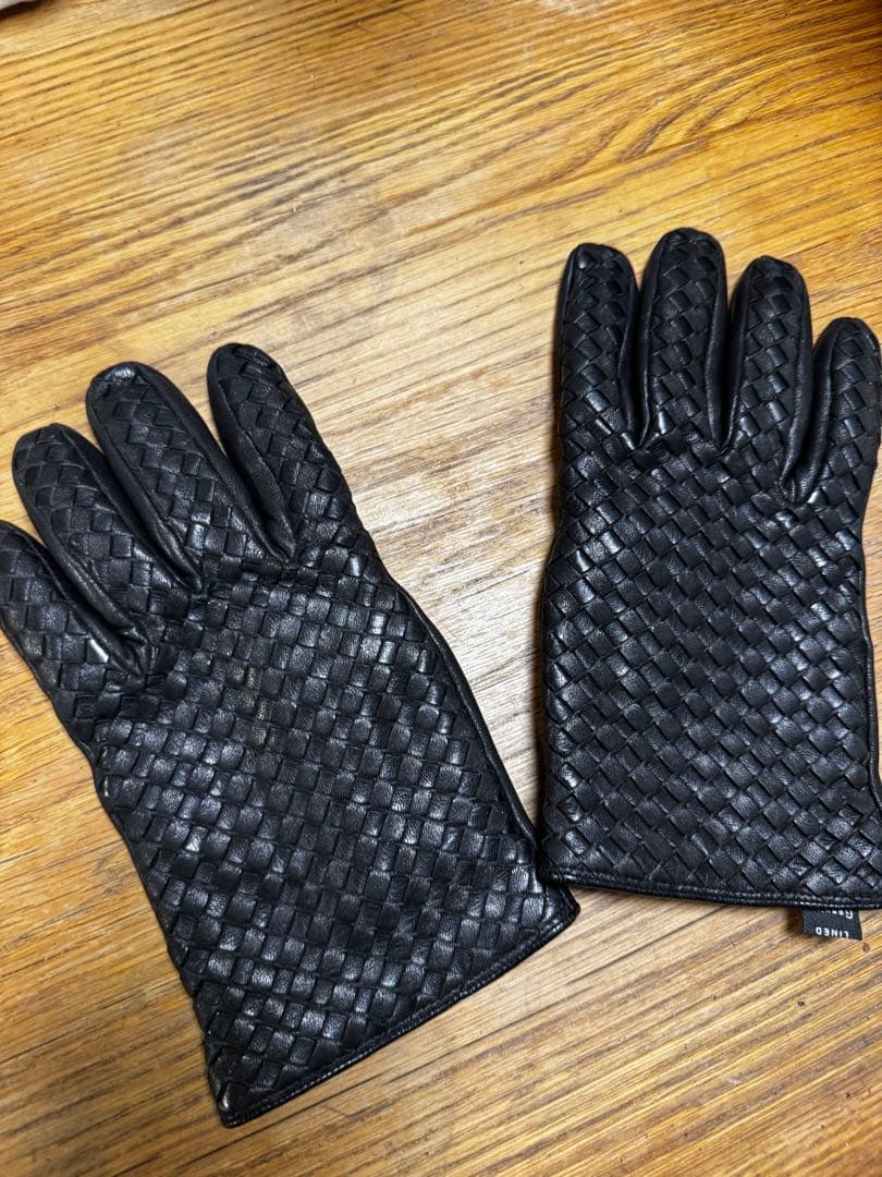 BOTTEGA BENETA glovesイントレチャートレザーグローブ
