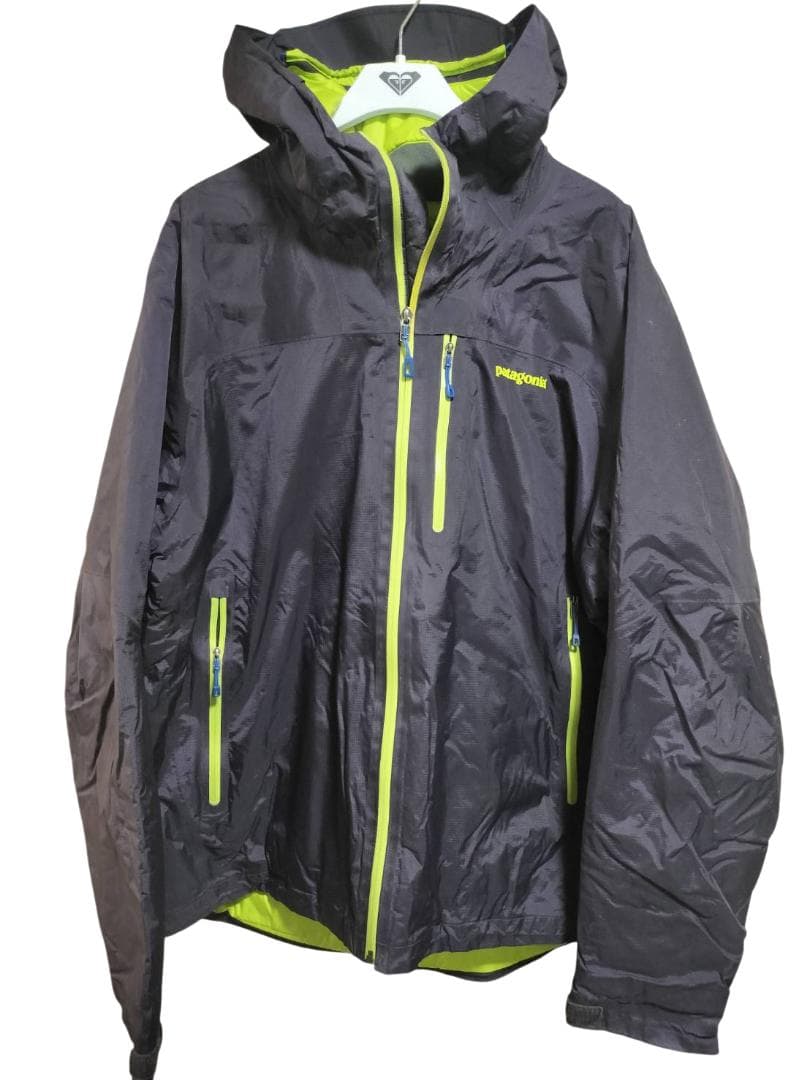 PATAGONIA パタゴニア　プリマロフト　中綿　マウンテンパーカーＸＬ