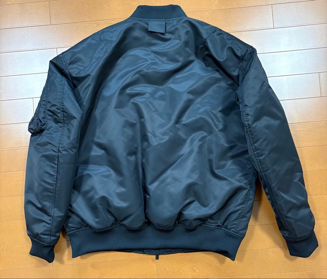 【美品】UNIQLO +J ハイブリッドダウンオーバーサイズMA-1 黒 XL