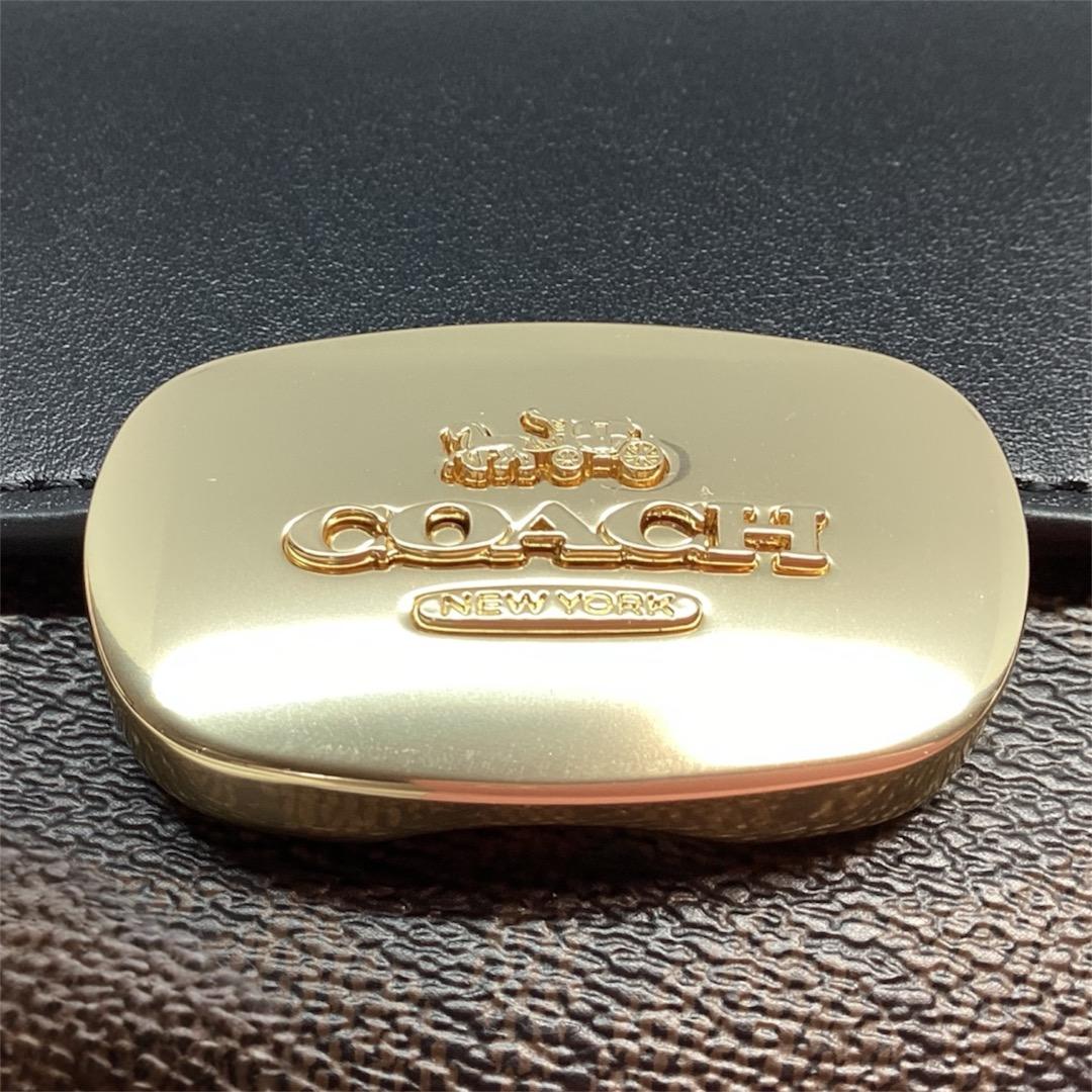 【新品/即発送】コーチ正規品　アメリカアウトレット　シグネチャー　二つ折り財布