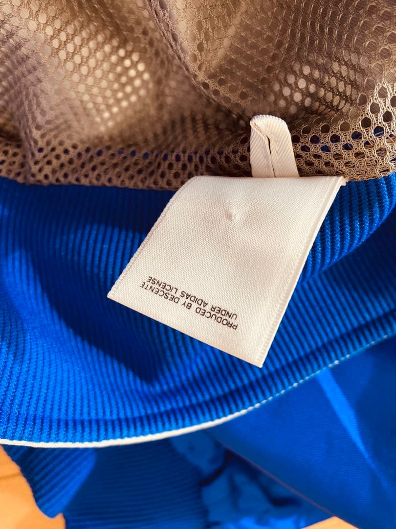 90's デサントアディダス セットアップ　ナイロン　トラックジャケット