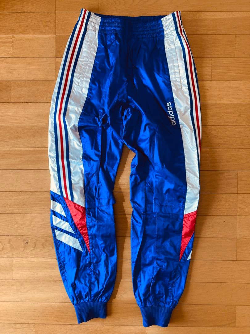 90's デサントアディダス セットアップ　ナイロン　トラックジャケット