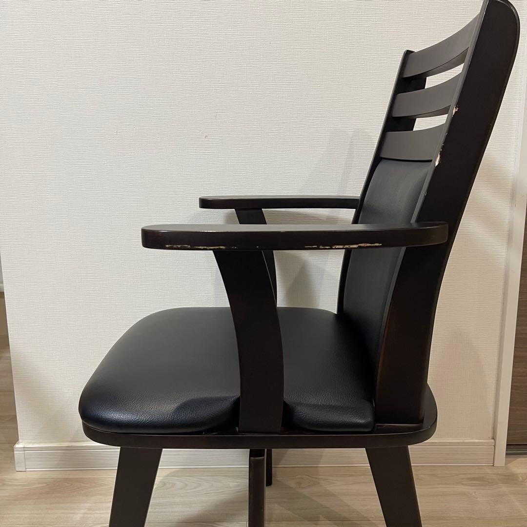 回転式チェア 黒 肘置き付き×二式