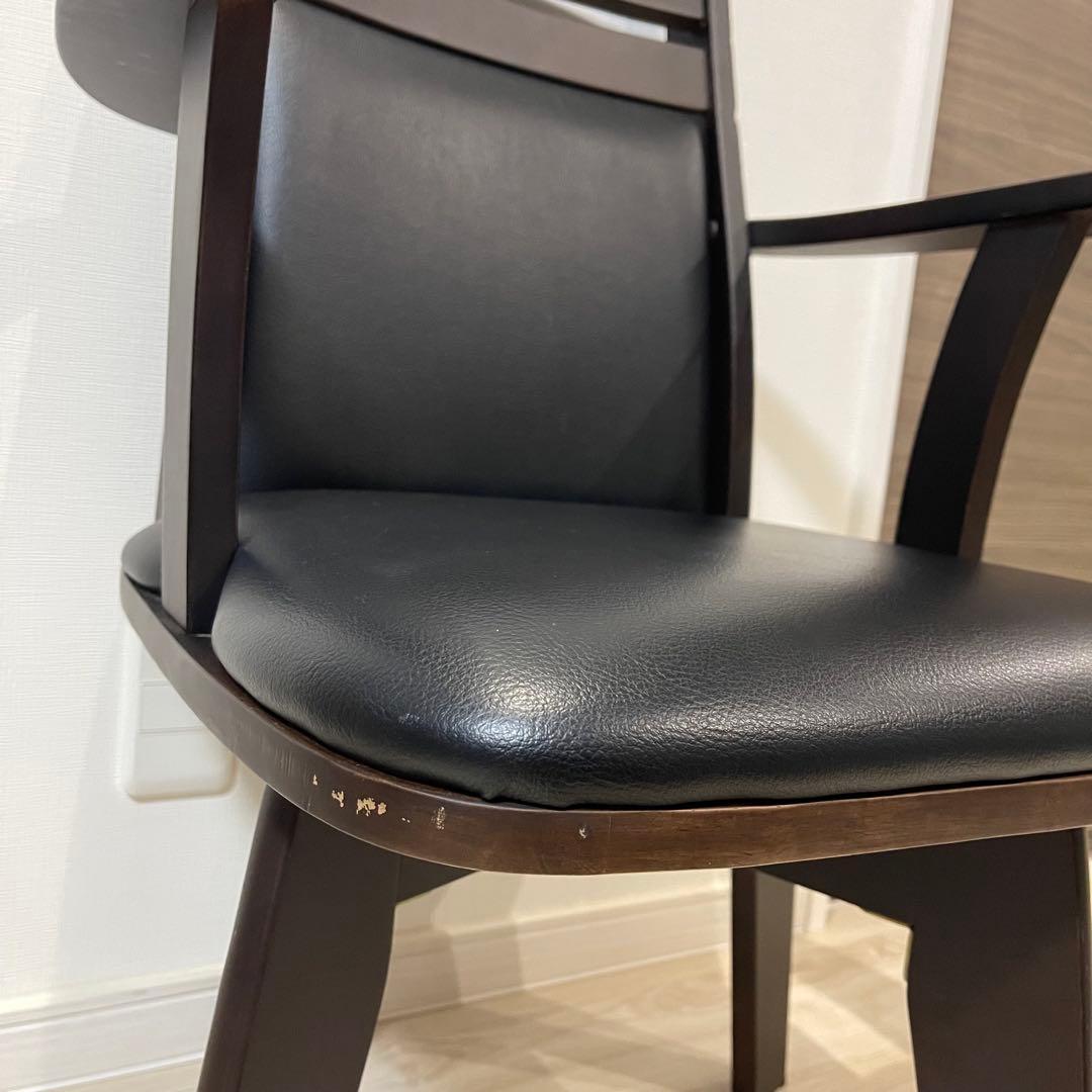 回転式チェア 黒 肘置き付き×二式