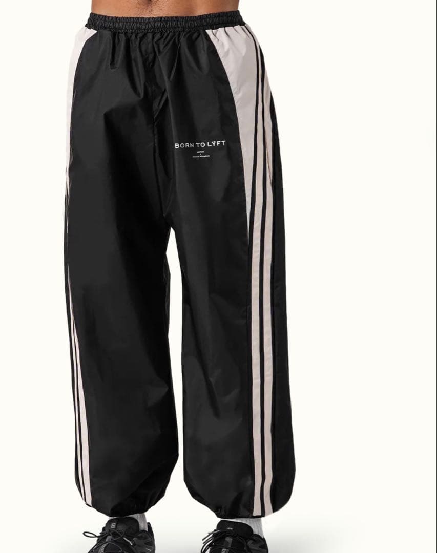 lyft セットアップ　上XL 下L