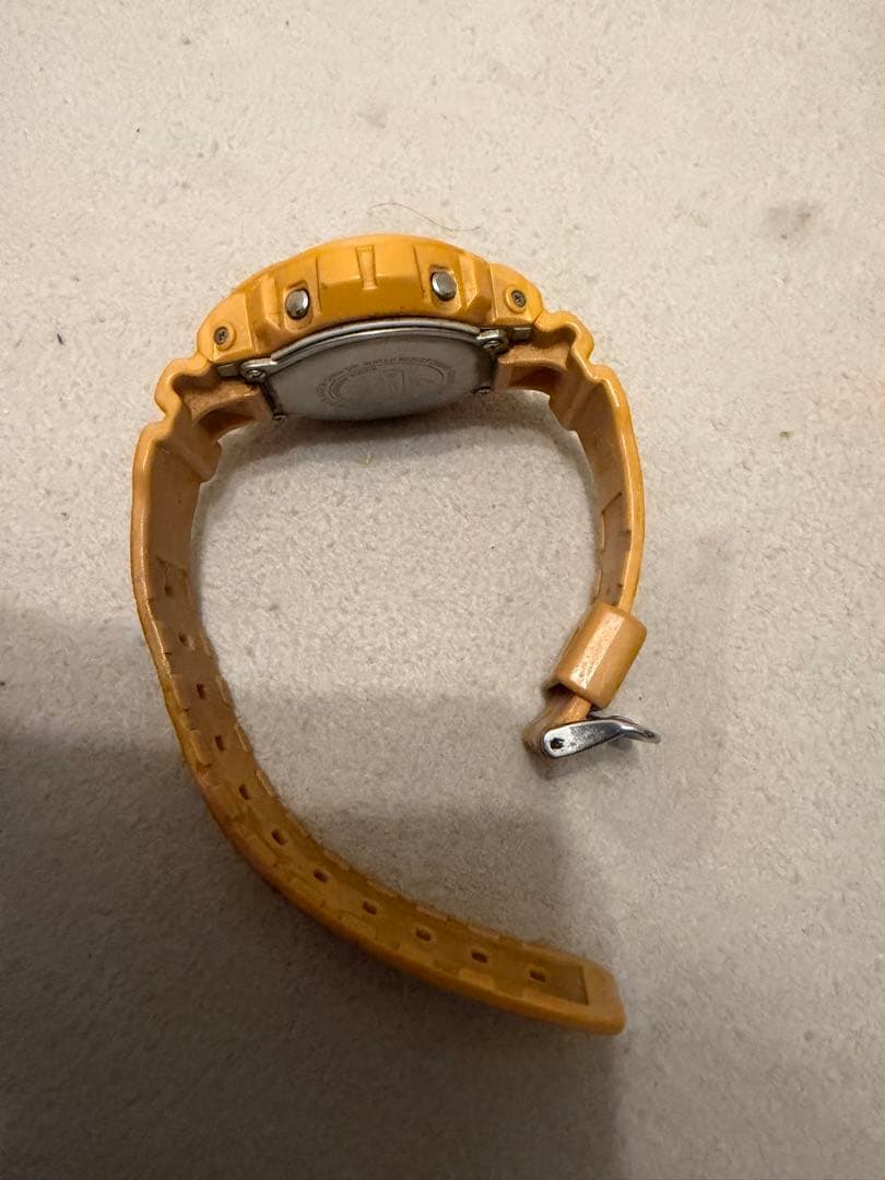 G-SHOCK デジタル時計 イエロー