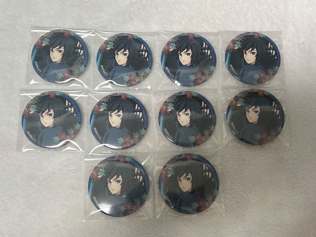 鬼滅の刃　京まふ　缶バッジ　冨岡義勇