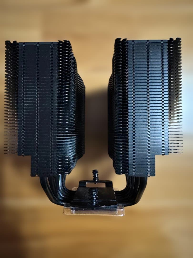 【美品】NOCTUA NH-D15 chromax.black CPUクーラー